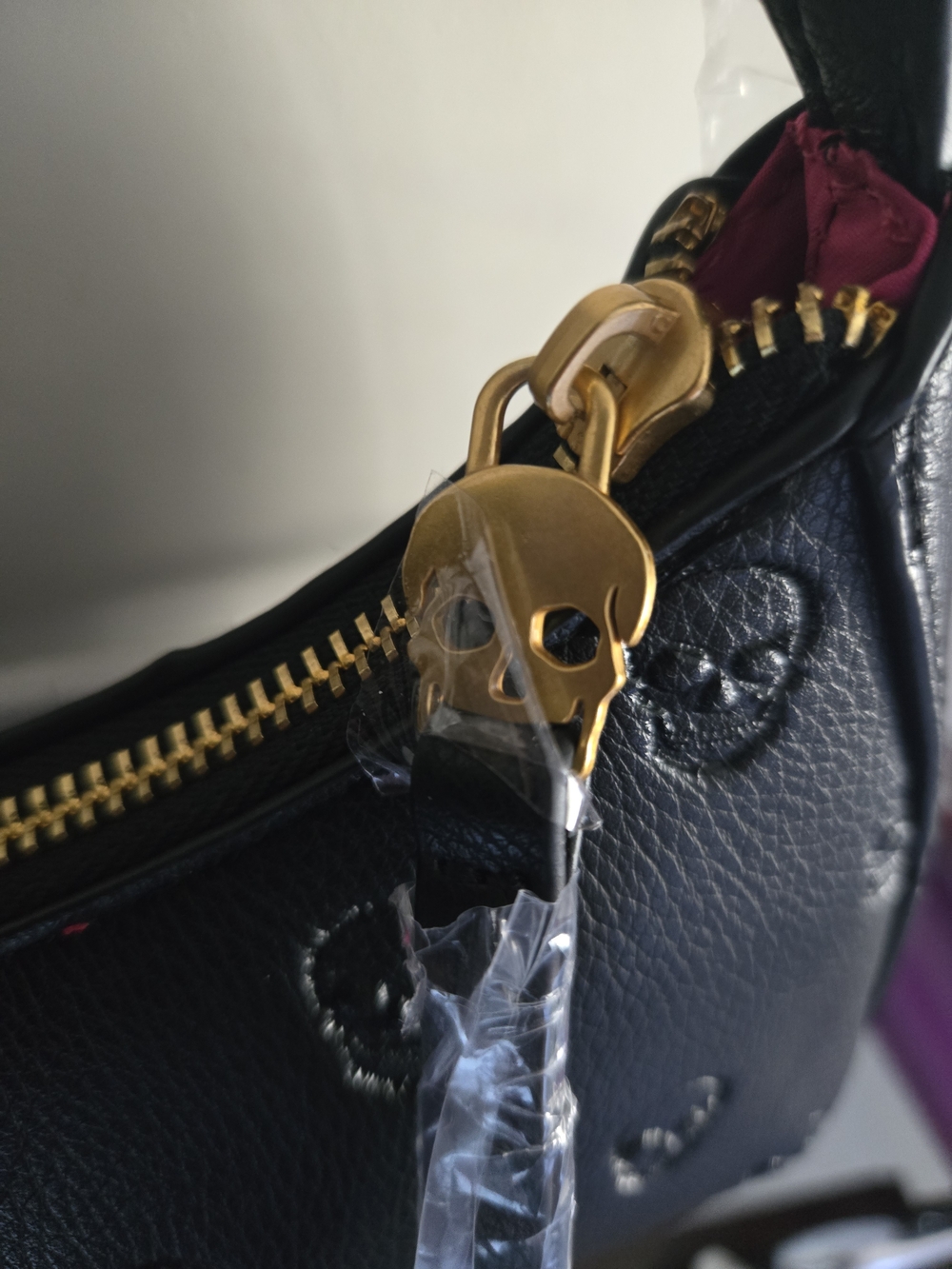 Betsey Johnson Get Ahead Black Small Shoulder Bag NWT - Picture 7 of 9